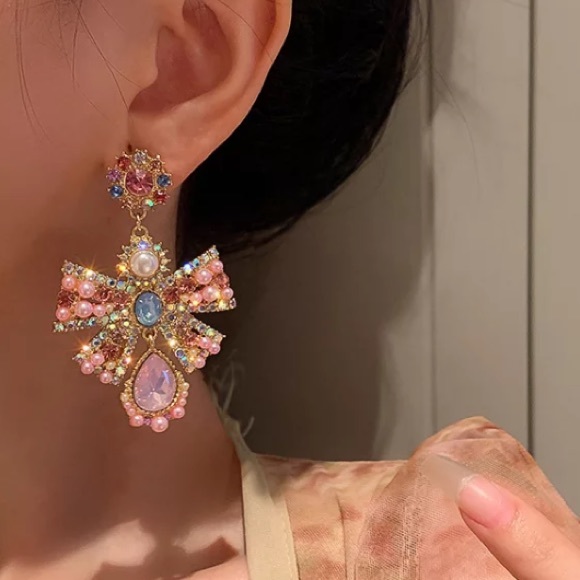 🌟 Pink Rhinestone Bowknot Big Drop Earrings - Picture 8 of 12